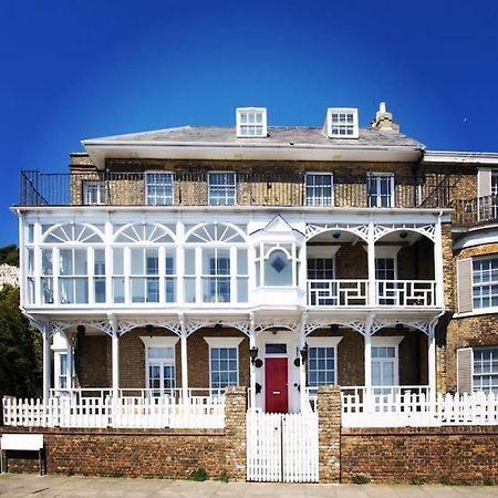Flat 4 Marine Parade House, 1 East Cliff- Next To Dover Port, White Cliffs, Beach, Castle Exterior foto